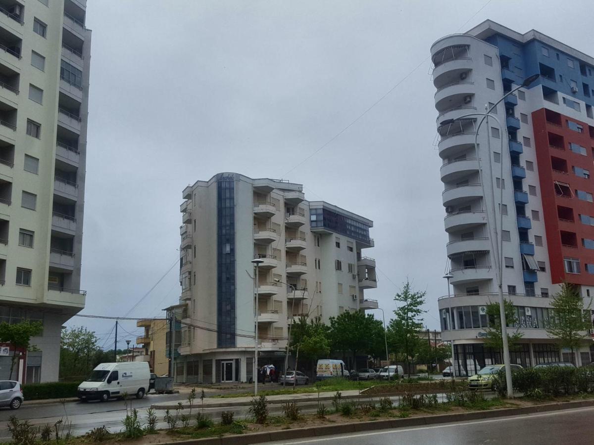 VlorëCasa Al Centro公寓 外观 照片